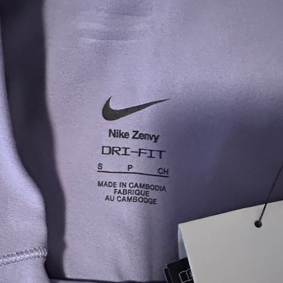 NWT Nike Women's Bike Shorts - Picture 5 of 5